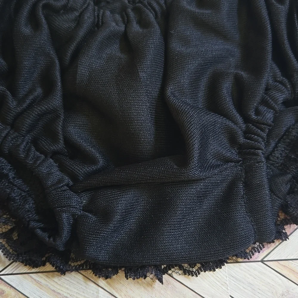 Vintage-Style Black Ruffle Lace Bloomer Baby Girl Frilly Diaper Cover Photo Prop